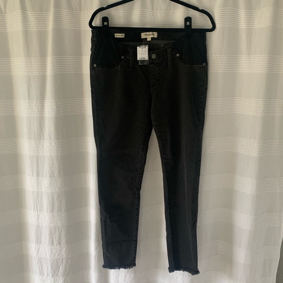Madewell maternity cropped raw hem skinny jeans - Picture 3 of 5